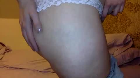 Snapshot of legsfordaysbaby chatting on 12.07.24 Dani... Your Slutty Mommy... Wet Dream Baby... online show from 12.07.24