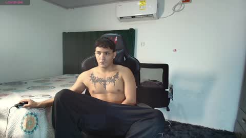  Lei  online show from 01.23.25