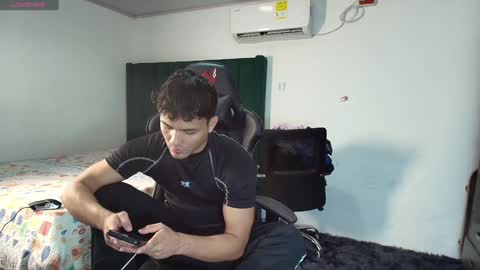  Lei  online show from 01.29.25