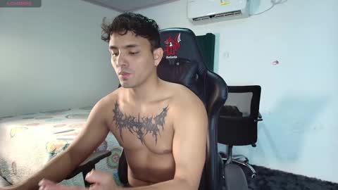  Lei  online show from 02.16.25