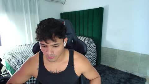  Lei  online show from 02.12.26