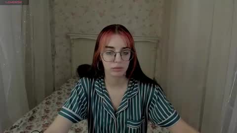 leia_moreno online show from 10.09.25