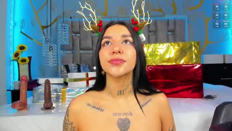 Snapshot of leiawong chatting on 12.18.24 Leia online show from 12.18.24