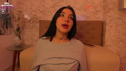 Snapshot of leiawong chatting on 12.30.24 Leia online show from 12.30.24