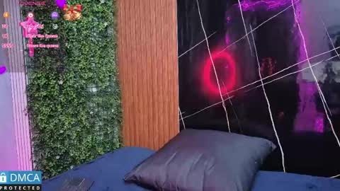 Snapshot of leidy_morales_ chatting on 04.17.26 Leidy online show from 04.17.26
