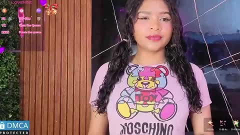 Snapshot of leidy_morales_ chatting on 04.25.26 Leidy online show from 04.25.26