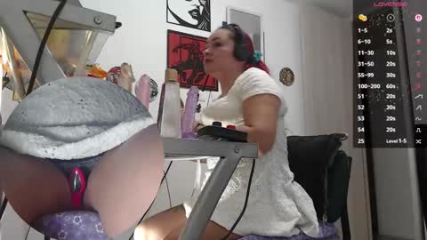 LeidyDi223 online show from 02.22.26