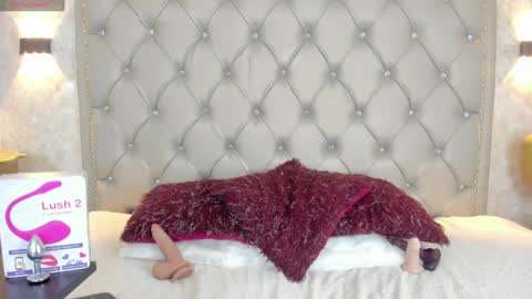 LEIGH ANGELS online show from 03.06.25