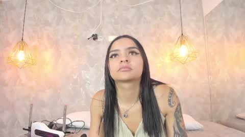 Snapshot of leigh_angels chatting on 06.15.26 LEIGH ANGELS online show from 06.15.26