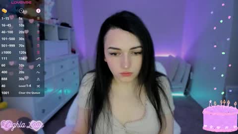 Leighla online show from 11.24.25