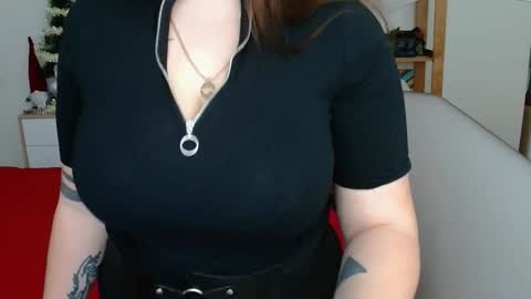 Leila online show from 02.05.25