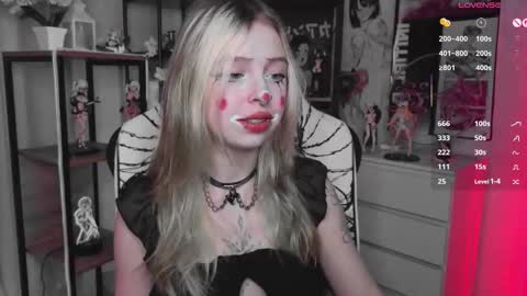 Leila online show from 09.25.25