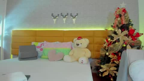   online show from 11.10.25