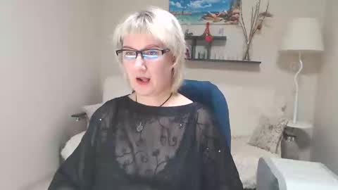 Snapshot of leilamays chatting on 01.31.25 Leila Kinky online show from 01.31.25