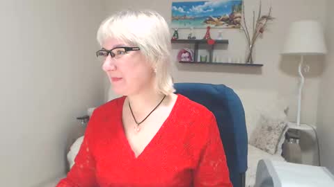 Snapshot of leilamays chatting on 02.03.25 Leila Kinky online show from 02.03.25