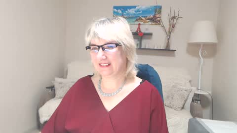 Snapshot of leilamays chatting on 03.03.25 Leila Kinky online show from 03.03.25