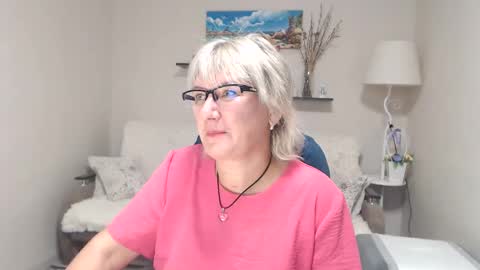 Snapshot of leilamays chatting on 09.30.25 Leila Kinky online show from 09.30.25