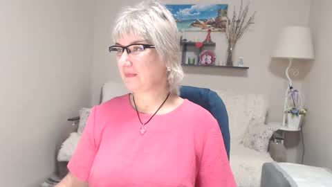 Snapshot of leilamays chatting on 10.15.25 Leila Kinky online show from 10.15.25