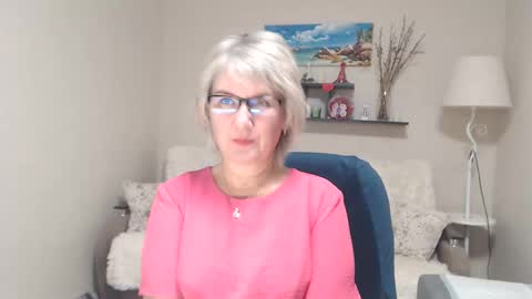 Leila Kinky online show from 10.27.25