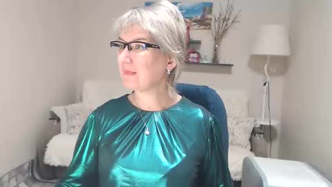 Leila Kinky online show from 11.09.25