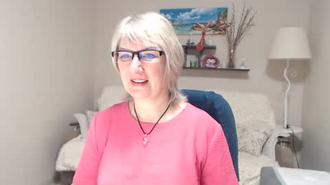 Snapshot of leilamays chatting on 02.11.26 Leila Kinky online show from 02.11.26