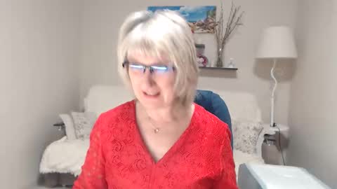 Snapshot of leilamays chatting on 02.14.26 Leila Kinky online show from 02.14.26