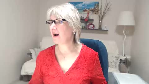 Snapshot of leilamays chatting on 02.15.26 Leila Kinky online show from 02.15.26