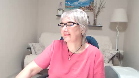 Snapshot of leilamays chatting on 02.21.26 Leila Kinky online show from 02.21.26