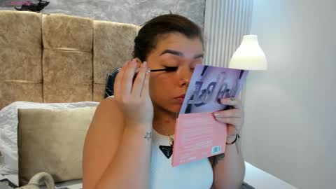 leilapons online show from 10.31.25