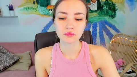 Leila Rai online show from 02.15.25