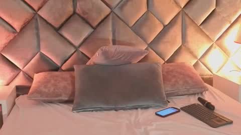 Snapshot of leizathompson chatting on 02.13.26 Leizathompson online show from 02.13.26