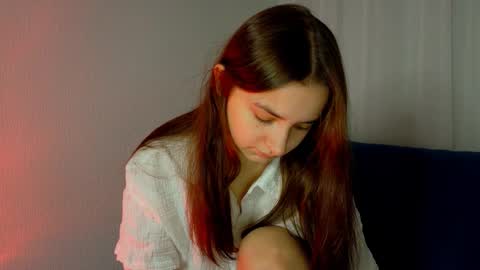 Lelia online show from 10.19.25