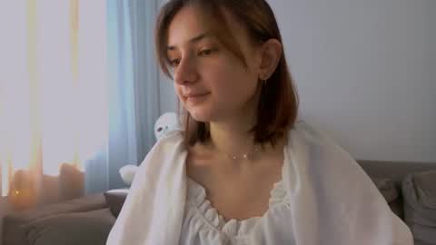 Snapshot of lelia_vibe chatting on 06.17.26 Lelia online show from 06.17.26