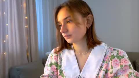 Snapshot of lelia_vibe chatting on 06.19.26 Lelia online show from 06.19.26