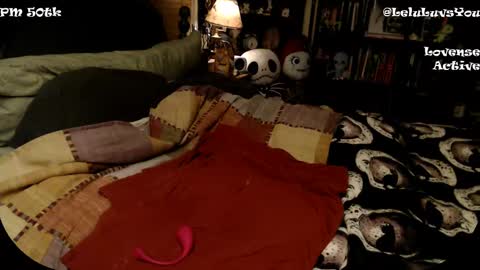 Snapshot of leluluvsyou chatting on 12.14.24 Lelu Fallas online show from 12.14.24