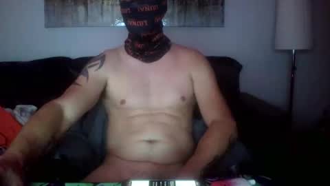 Snapshot of lemaleetsoncock chatting on 10.25.25 lemaleetsoncock online show from 10.25.25