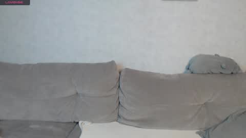 Snapshot of len_rain chatting on 01.14.25 len online show from 01.14.25