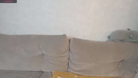 Snapshot of len_rain chatting on 02.25.25 len online show from 02.25.25