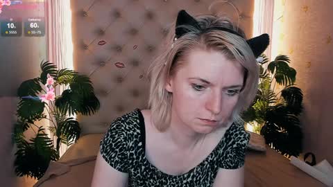 Snapshot of lena_paulles chatting on 01.16.25 Lena online show from 01.16.25