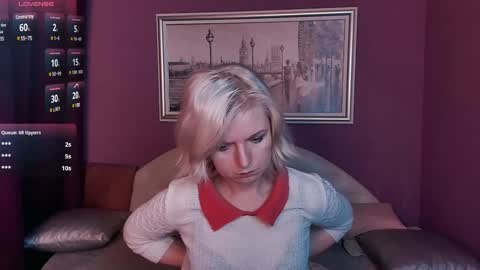 Snapshot of lena_paulles chatting on 02.03.25 Lena online show from 02.03.25