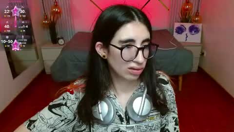 Snapshot of lena_roses chatting on 04.14.26 Lena online show from 04.14.26