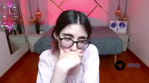 Snapshot of lena_roses chatting on 05.01.26 Lena online show from 05.01.26