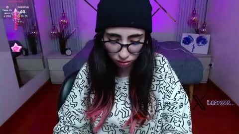 Snapshot of lena_roses chatting on 05.20.26 Lena online show from 05.20.26