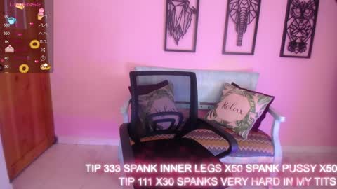 Snapshot of lena_w2 chatting on 01.03.25 Lena LOOK MY AMAZON LIST ON MY BIO online show from 01.03.25