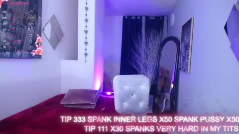 Snapshot of lena_w2 chatting on 02.01.25 Lena LOOK MY AMAZON LIST ON MY BIO online show from 02.01.25