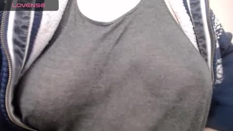 Snapshot of lenagolden chatting on 12.08.24 lenagolden online show from 12.08.24