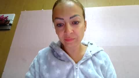 lenalana2 online show from 09.13.25