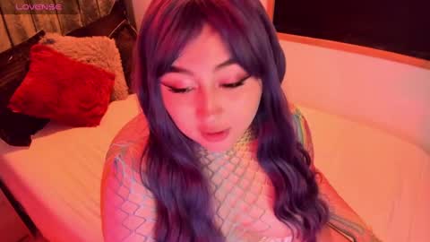 Lenna Kang online show from 01.17.25