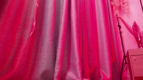 Lenna Kang online show from 02.22.25