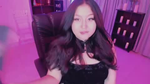 Lenna Kang online show from 04.15.26